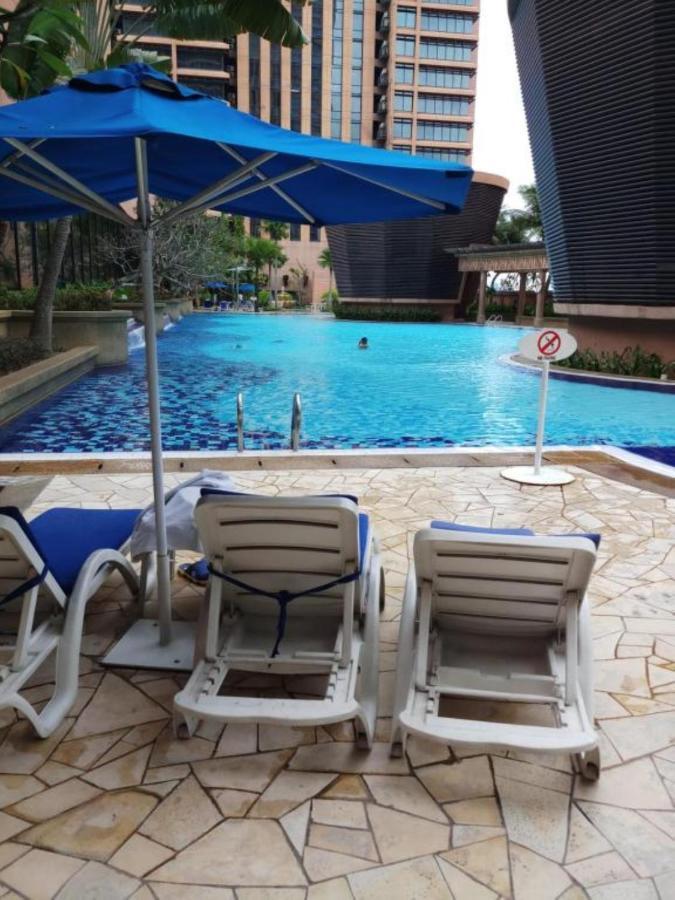 Ringko Service Apartments At Berjaya Times Square Kl Куала Лумпур Екстериор снимка