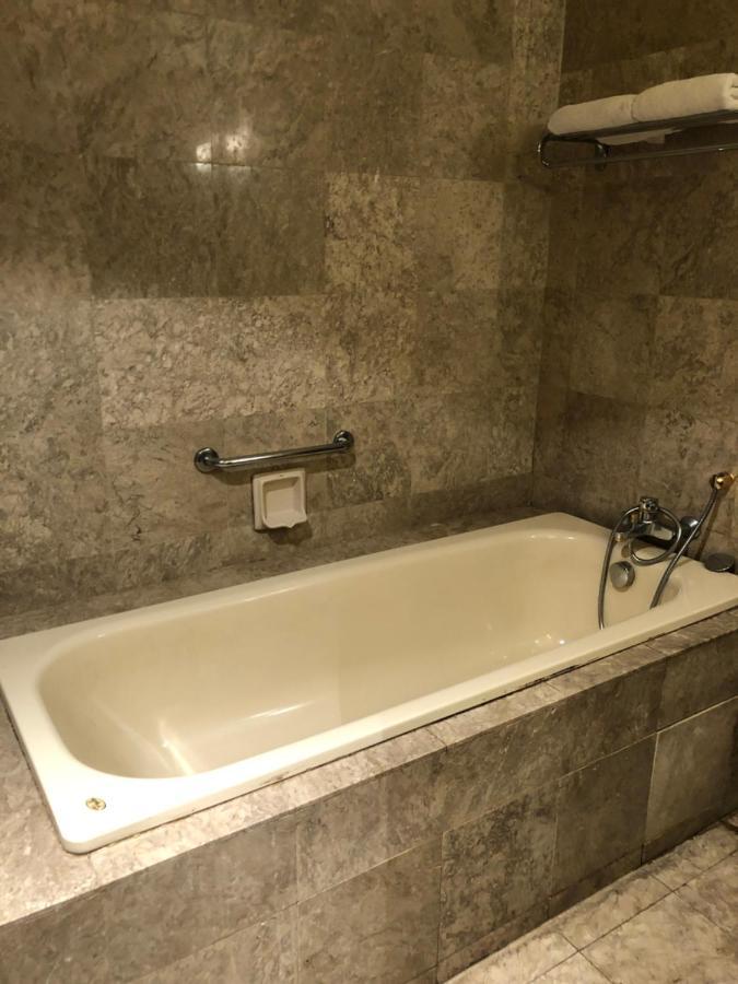 Ringko Service Apartments At Berjaya Times Square Kl Куала Лумпур Екстериор снимка