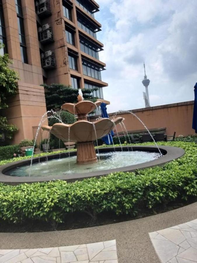 Ringko Service Apartments At Berjaya Times Square Kl Куала Лумпур Екстериор снимка